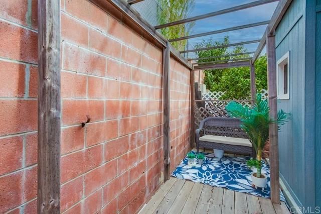 120 Brookside Lane, Oceanside, CA 92056