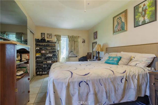 7107 Olive, Highland, CA 92346