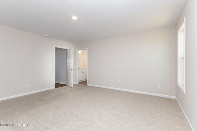 37 Tuscarora Drive, La Grange, NC 28551