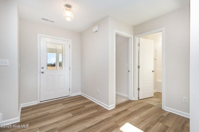 37 Tuscarora Drive, La Grange, NC 28551