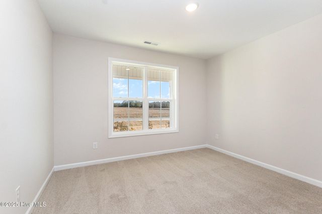 37 Tuscarora Drive, La Grange, NC 28551