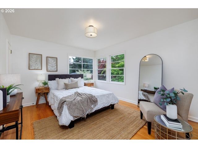 4205 Ne 18TH Ave, Portland, OR 97211