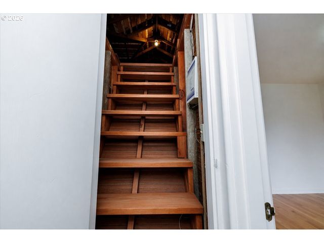 4205 Ne 18TH Ave, Portland, OR 97211