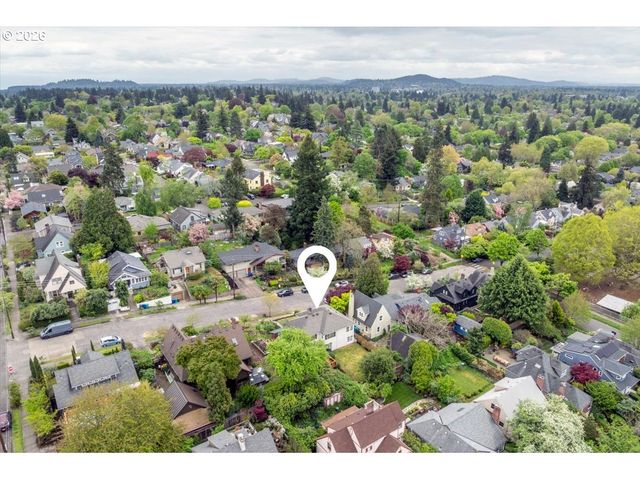 4205 Ne 18TH Ave, Portland, OR 97211