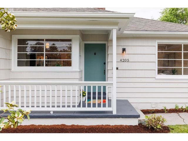4205 Ne 18TH Ave, Portland, OR 97211