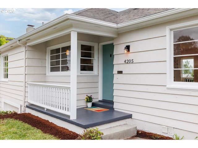 4205 Ne 18TH Ave, Portland, OR 97211