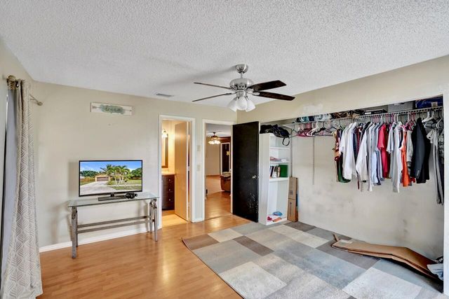 125 Seagull Court, Royal Palm Beach, FL 33411