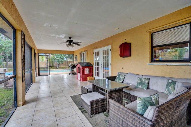 125 Seagull Court, Royal Palm Beach, FL 33411