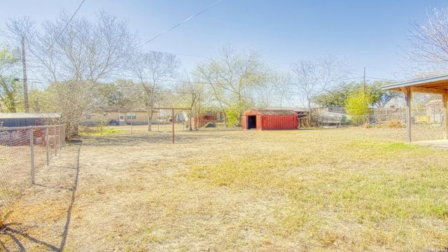 406 Pine, Kenedy, TX 78119