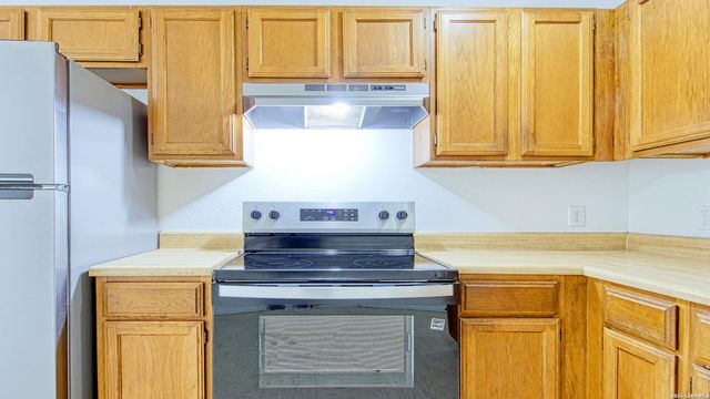 406 Pine, Kenedy, TX 78119