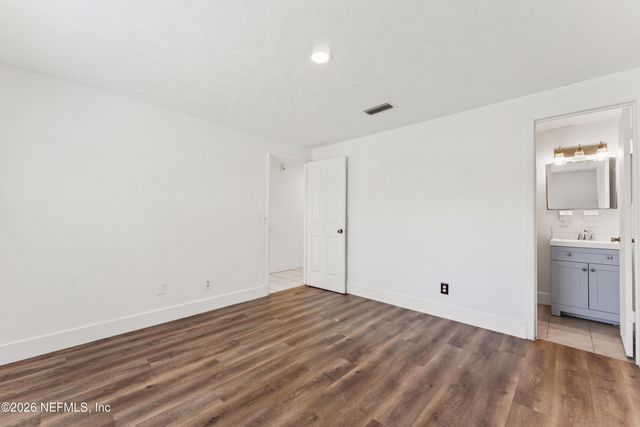 1214 CIMMARON Drive, Orange Park, FL 32065