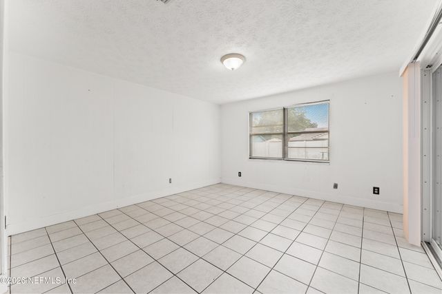 1214 CIMMARON Drive, Orange Park, FL 32065