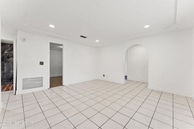1214 CIMMARON Drive, Orange Park, FL 32065