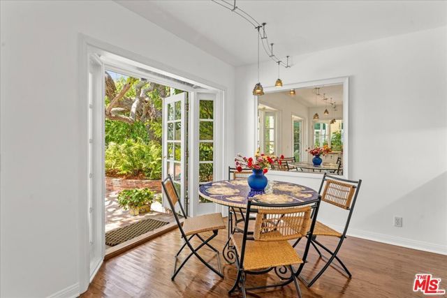 3314 Wonder View Drive, Los Angeles, CA 90068