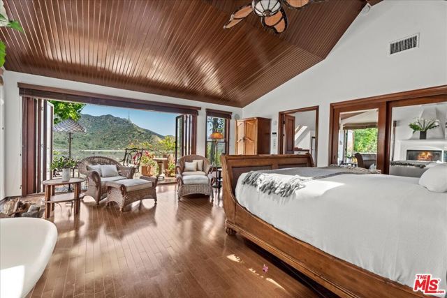 3314 Wonder View Drive, Los Angeles, CA 90068