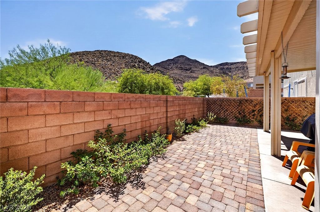 226 Priority Point Street, Henderson, NV 89012 — photo 5