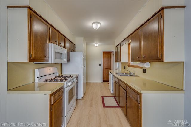 2103 Ojibway Trail N, Mills Township, MI 48661