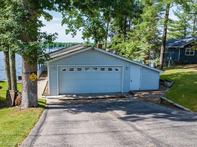 2103 Ojibway Trail N, Mills Township, MI 48661