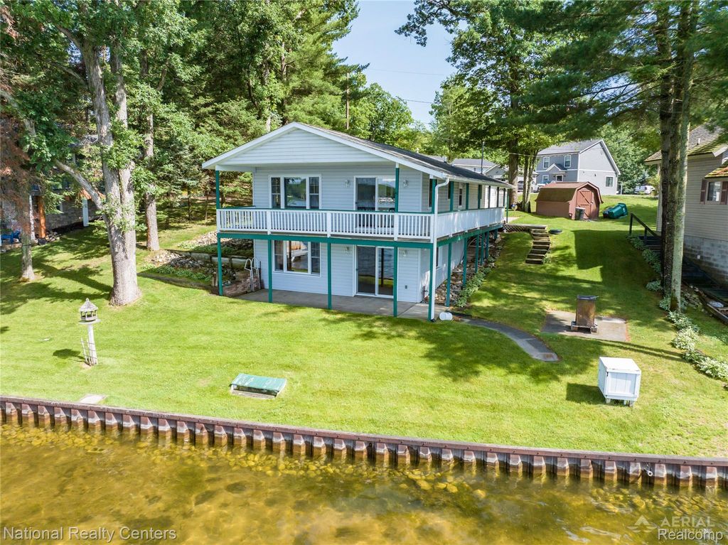 2103 Ojibway Trail N, Mills Township, MI 48661