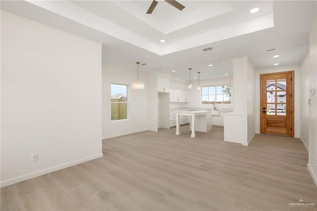 1014 Altuve, Edinburg, TX 78541