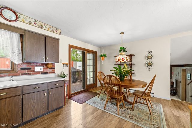 176 Pinewood Drive, Elyria, OH 44035