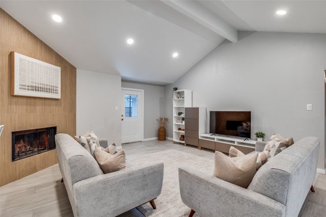 3201 Kingswood Drive, Garland, TX 75040