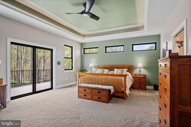 233 EUROPEAN DR, Fleetwood, PA 19522