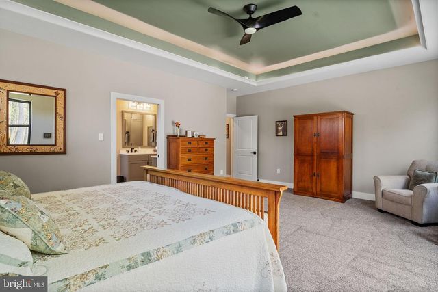 233 EUROPEAN DR, Fleetwood, PA 19522