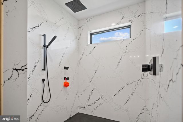 233 EUROPEAN DR, Fleetwood, PA 19522