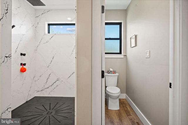 233 EUROPEAN DR, Fleetwood, PA 19522