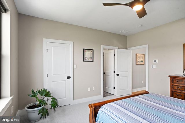 233 EUROPEAN DR, Fleetwood, PA 19522