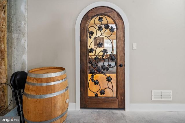 233 EUROPEAN DR, Fleetwood, PA 19522