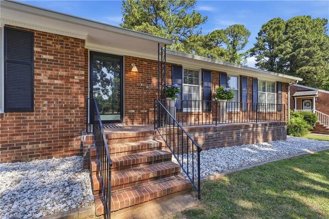 4204 Rose Lake Drive, Greensboro, NC 27407