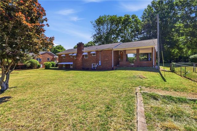 4204 Rose Lake Drive, Greensboro, NC 27407