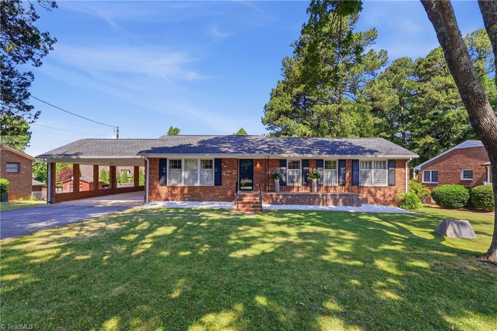 4204 Rose Lake Drive, Greensboro, NC 27407