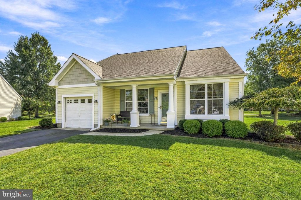 27 TULIP CT, Marlton, NJ 08053 — photo 2