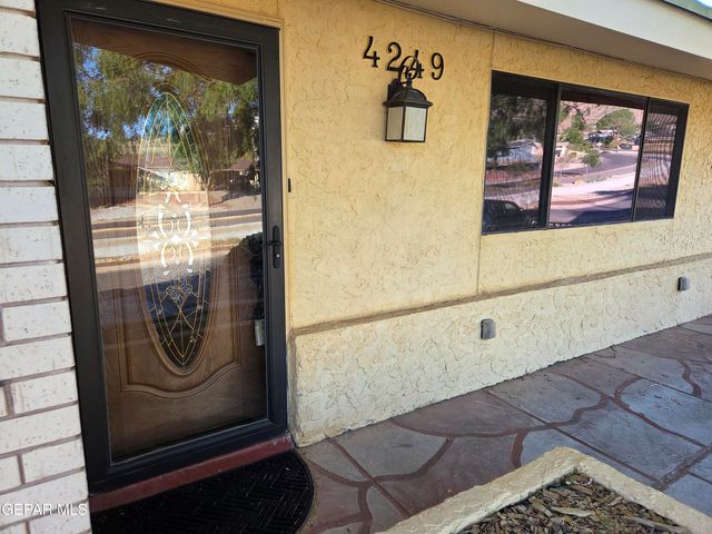 4249 CANTERBURY Drive, El Paso, TX 79902