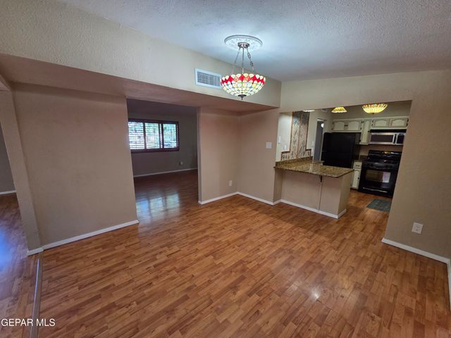 4249 CANTERBURY Drive, El Paso, TX 79902
