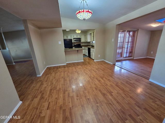4249 CANTERBURY Drive, El Paso, TX 79902