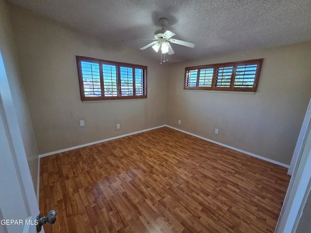 4249 CANTERBURY Drive, El Paso, TX 79902