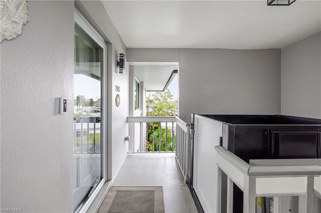 1671 Edith Esplanade 208, Cape Coral, FL 33904