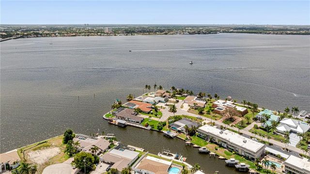1671 Edith Esplanade 208, Cape Coral, FL 33904