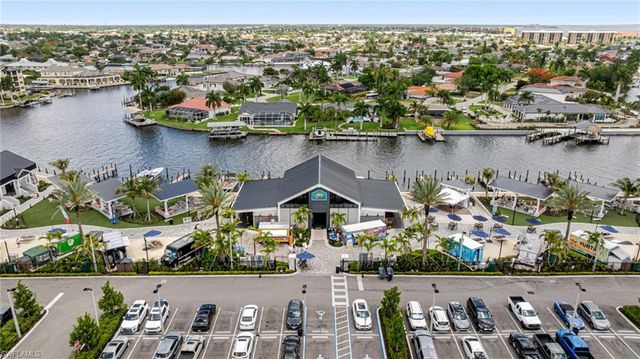1671 Edith Esplanade 208, Cape Coral, FL 33904