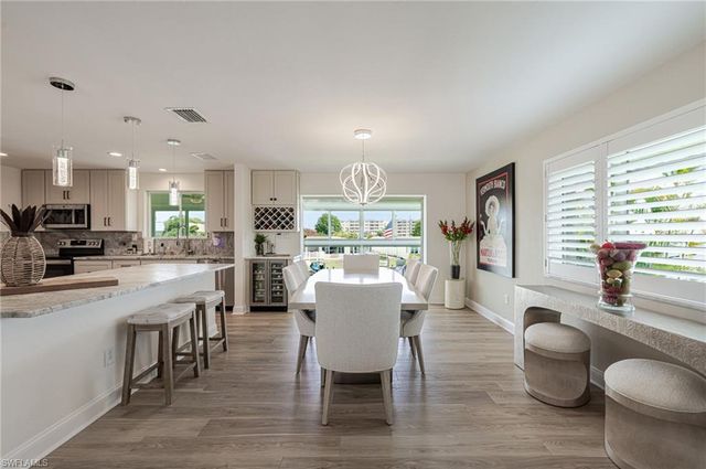 1671 Edith Esplanade 208, Cape Coral, FL 33904