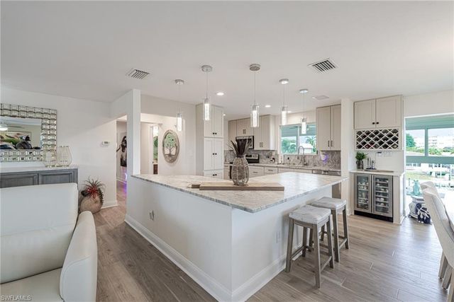 1671 Edith Esplanade 208, Cape Coral, FL 33904