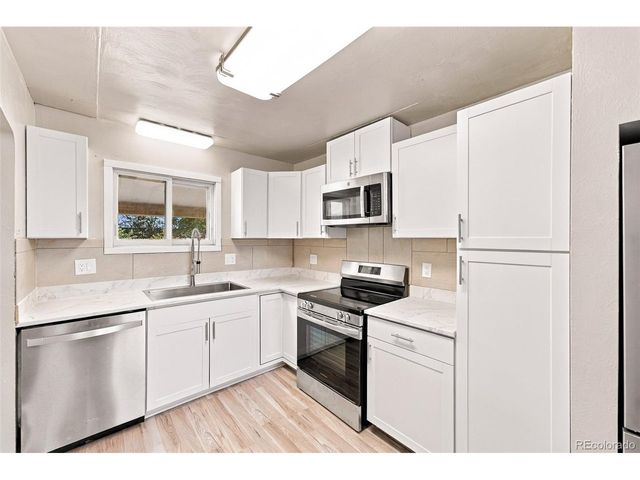 380 N 11th Ave, Brighton, CO 80601