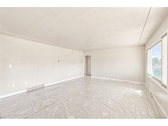 380 N 11th Ave, Brighton, CO 80601