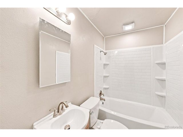 380 N 11th Ave, Brighton, CO 80601