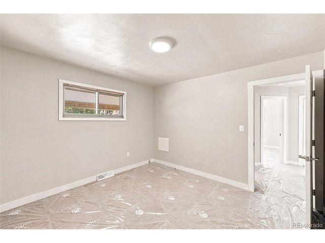 380 N 11th Ave, Brighton, CO 80601