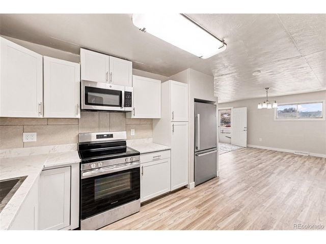 380 N 11th Ave, Brighton, CO 80601